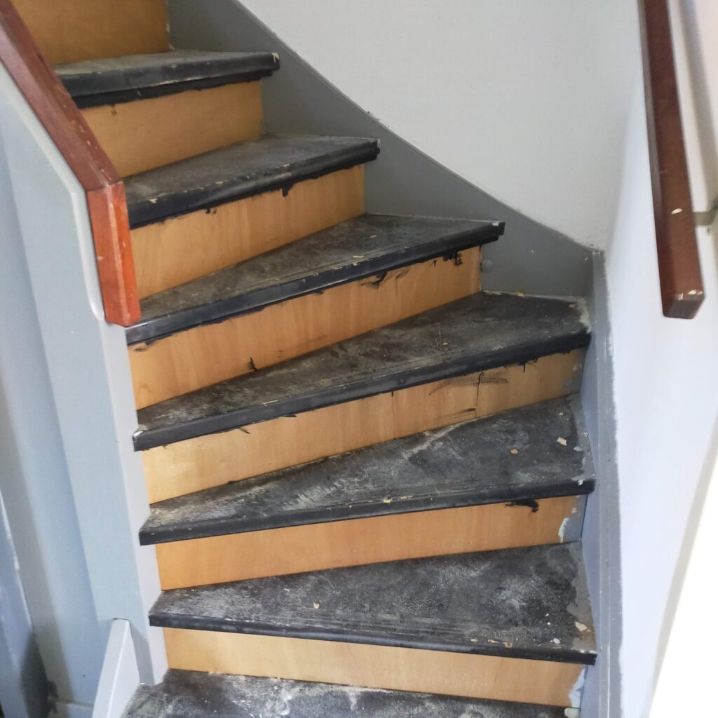 weg met die vloerbedekking